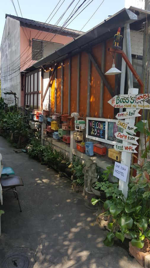 One Isra Hostel Chiang Mai Exterior photo